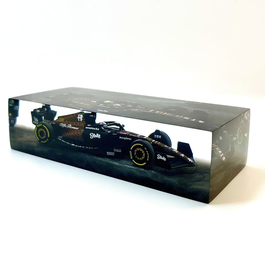 Velocità Sigillata Formula Essenza - Alfa Romeo C43 Zhou Las Vegas 2023 - Scultura automobilistica concettuale | Pezzo unico numerato