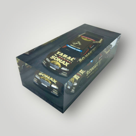 Velocità Sigillata GT Heritage - Mercedes AMG DTM – 1995 (Jan Magnussen) (003/2025) Scultura automobilistica concettuale | Pezzo unico