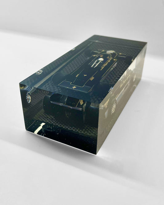 Velocità Sigillata Formula Carbon - Lotus 88 - Colin Chapman - Presentazione 1981 - Scultura automobilistica concettuale | Pezzo unico numerato