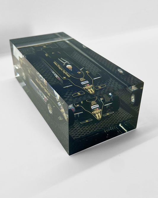 Velocità Sigillata Formula Carbon - Lotus 88 - Colin Chapman - Presentazione 1981 - Scultura automobilistica concettuale | Pezzo unico numerato