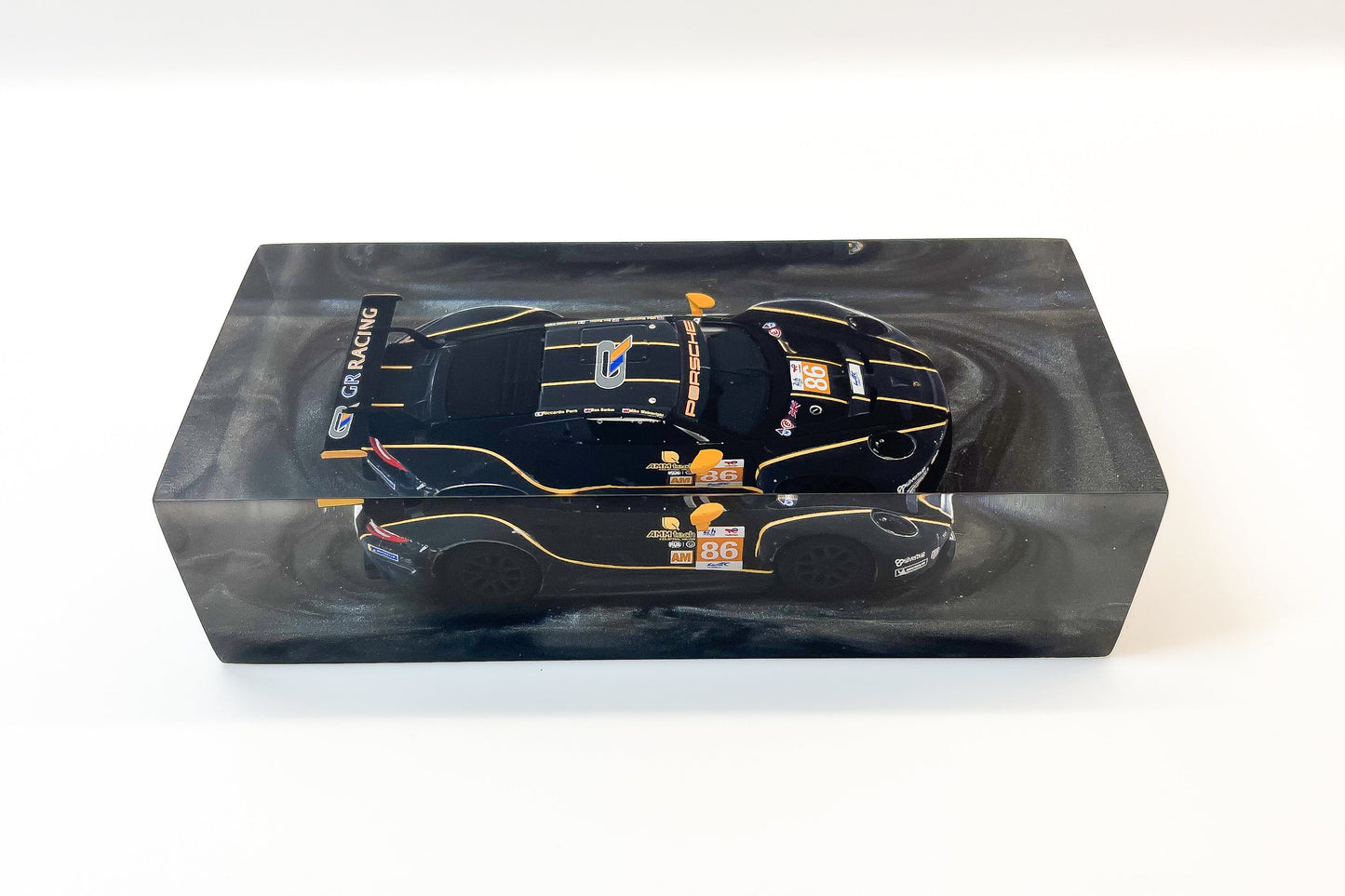 Velocità Sigillata GT Essenza - Porsche 911 RSR 19 - 24h Le Mans 2021 Endurance - Wainwright Barker Gamble - Scultura automobilistica concettuale | Pezzo unico numerato