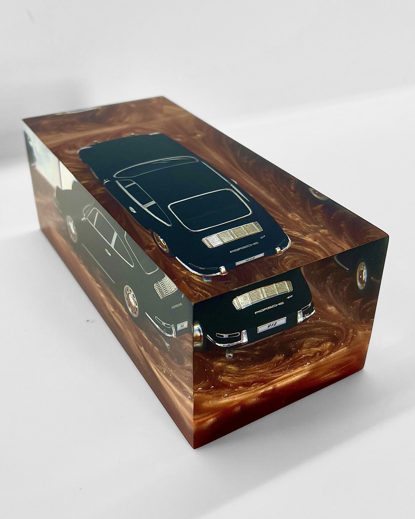 Velocità Sigillata GT – Porsche Coupé 912 1964 - Scultura automobilistica concettuale | Pezzo unico