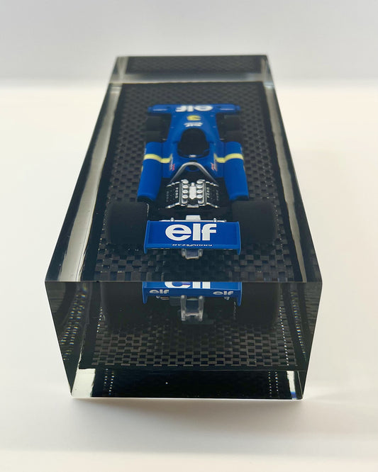 Velocità Sigillata Formula Carbon - Tyrrell P34 - Monaco GP 1976 - Jody Scheckter - Scultura automobilistica concettuale | Pezzo unico numerato