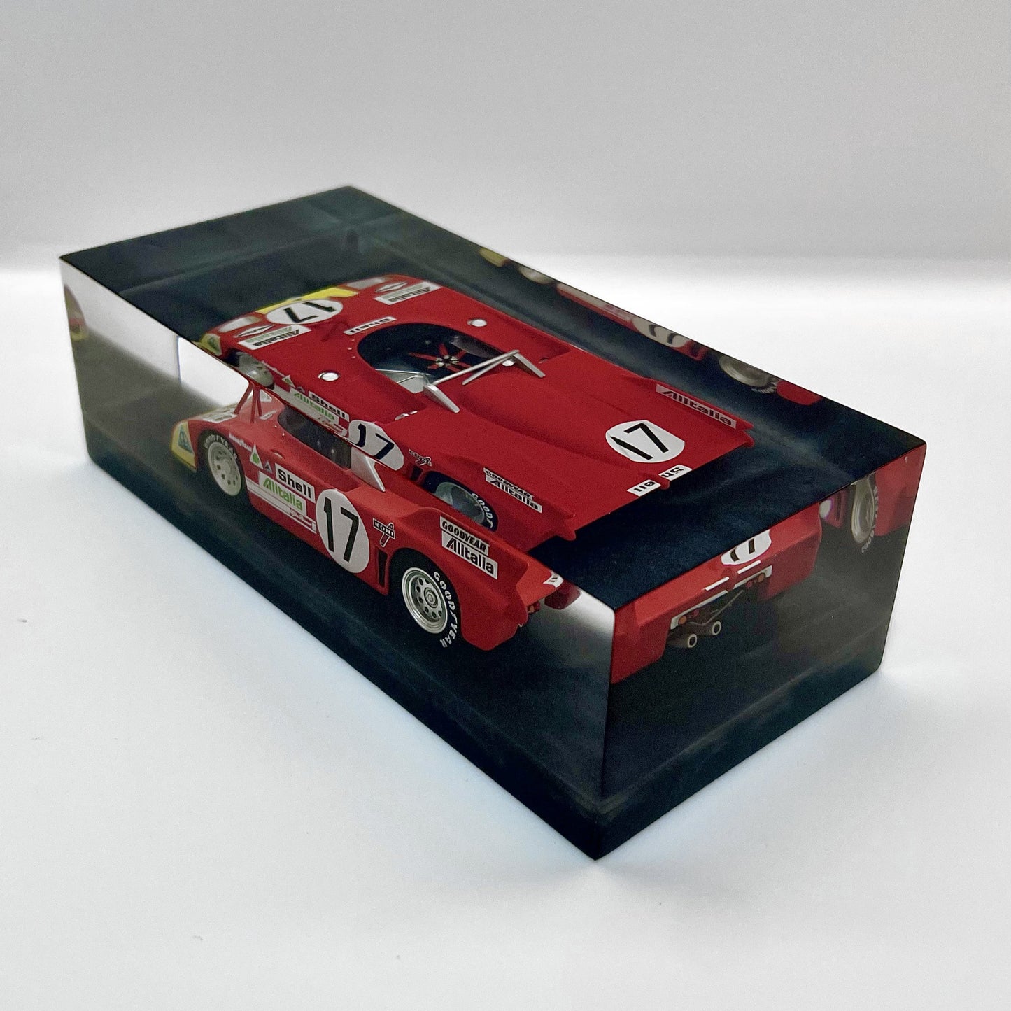 Velocità Sigillata GT Heritage - Alfa Romeo 33 TT 3 - 24H Le Mans 1972 - Marko Elford - Scultura automobilistica concettuale | Pezzo unico numerato