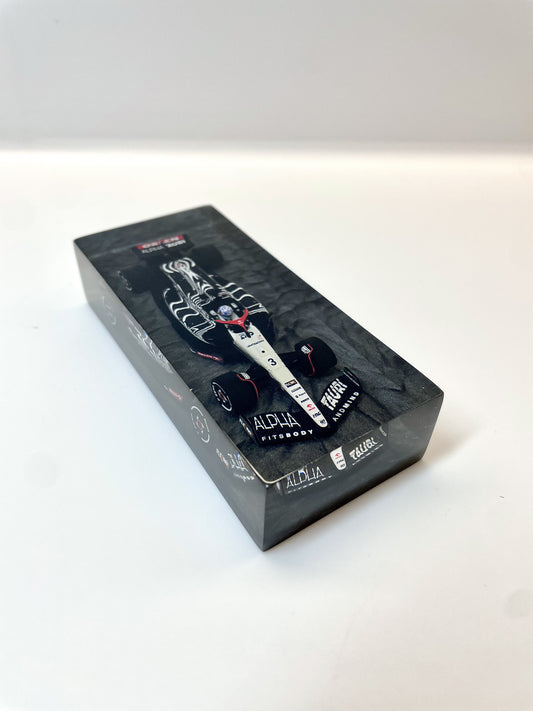 Velocità Sigillata Fromula Essenza - Alpha Tauri AT04 Ricciardo Las Vegas 2023 (009/2025) Scultura automobilistica concettuale | Pezzo unico