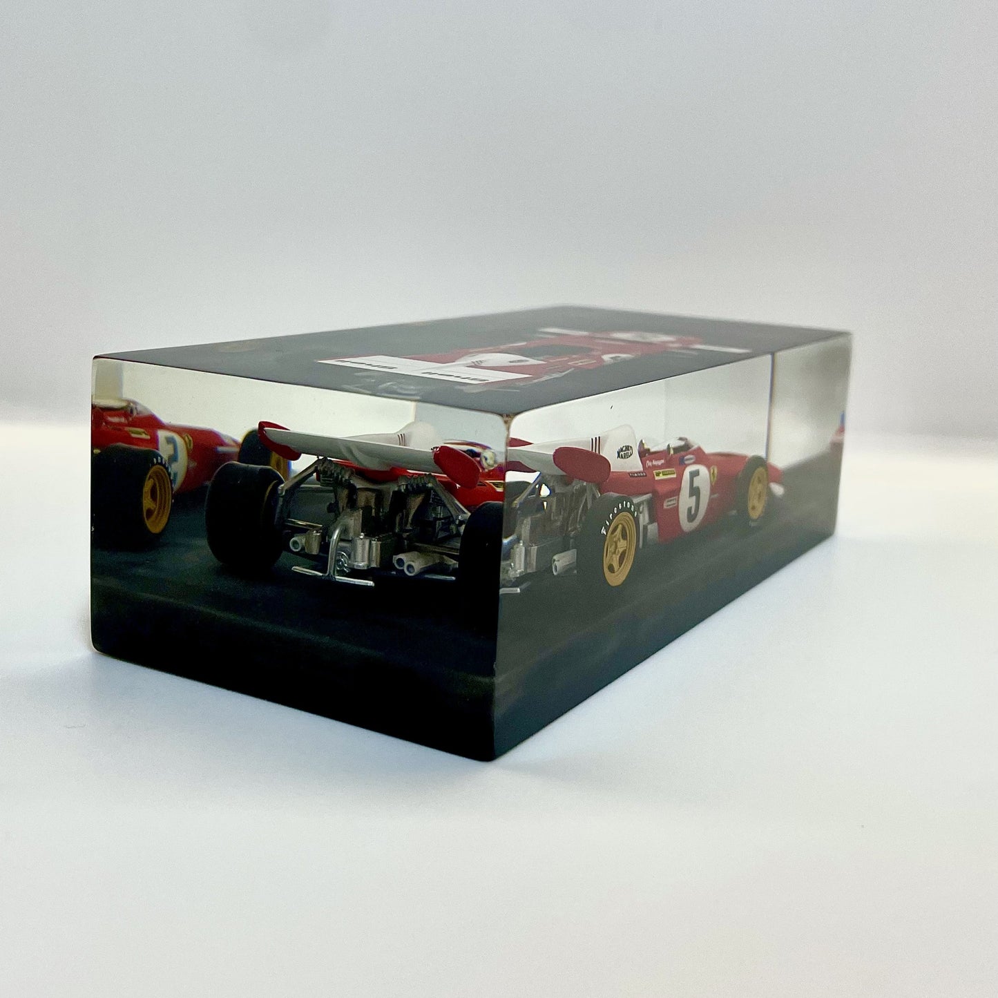 Velocità Sigillata Formula - Ferrari F312 B2 – Clay Regazzoni - Le Castellet France GP 1971 - F1 - Scultura automobilistica concettuale | Pezzo unico numerato