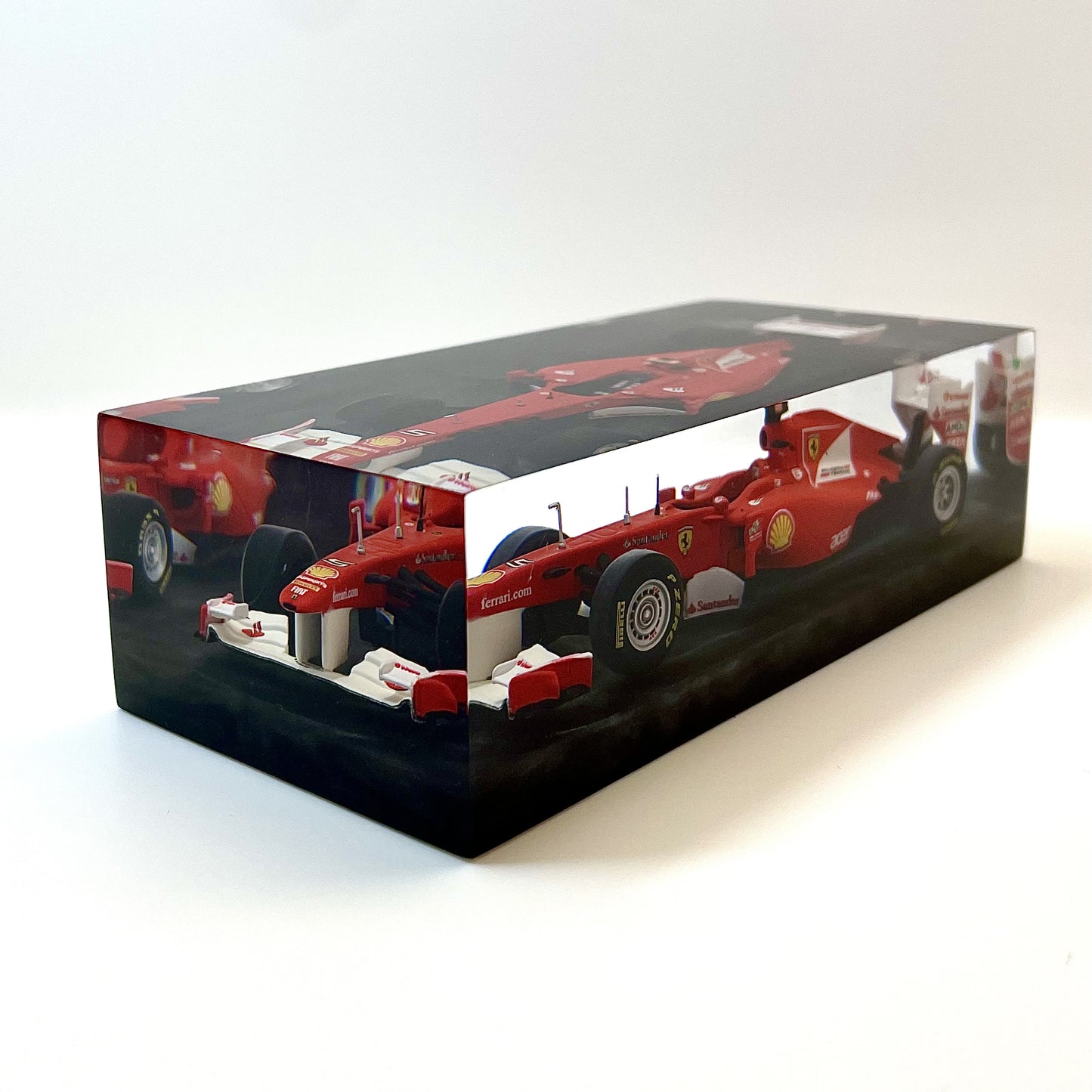 Velocità Sigillata Formula - Ferrari 150 Italia – Fernando Alonso - Test di Valencia 2011 - F1 - Scultura automobilistica concettuale | Pezzo unico numerato