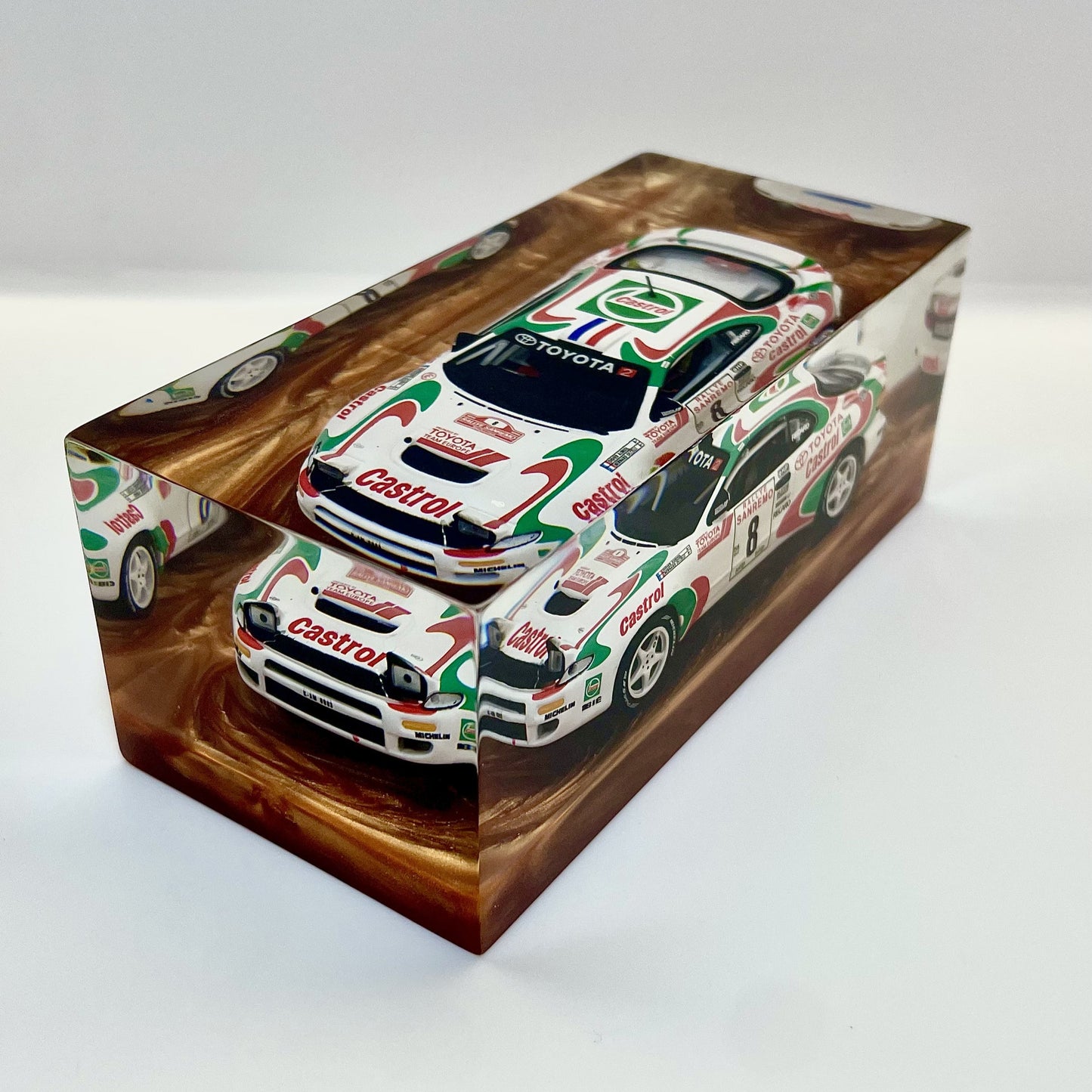 Velocità Sigillata GT - Toyota Celica Turbo 4WD – Rally Sanremo 1994 - Auriol Occelli - Scultura automobilistica concettuale | Pezzo unico numerato