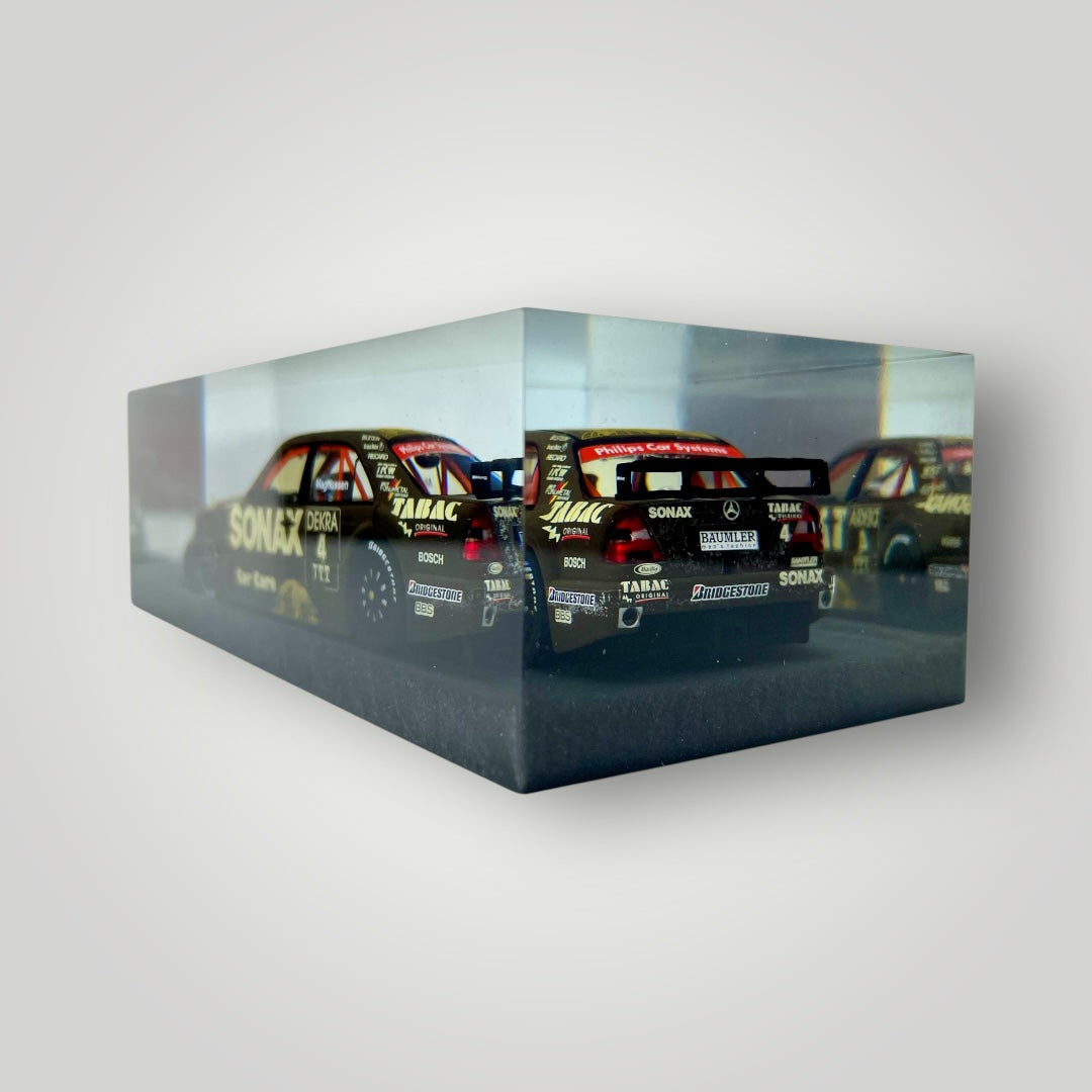 Velocità Sigillata GT Heritage - Mercedes AMG DTM – 1995 (Jan Magnussen) (003/2025) Scultura automobilistica concettuale | Pezzo unico