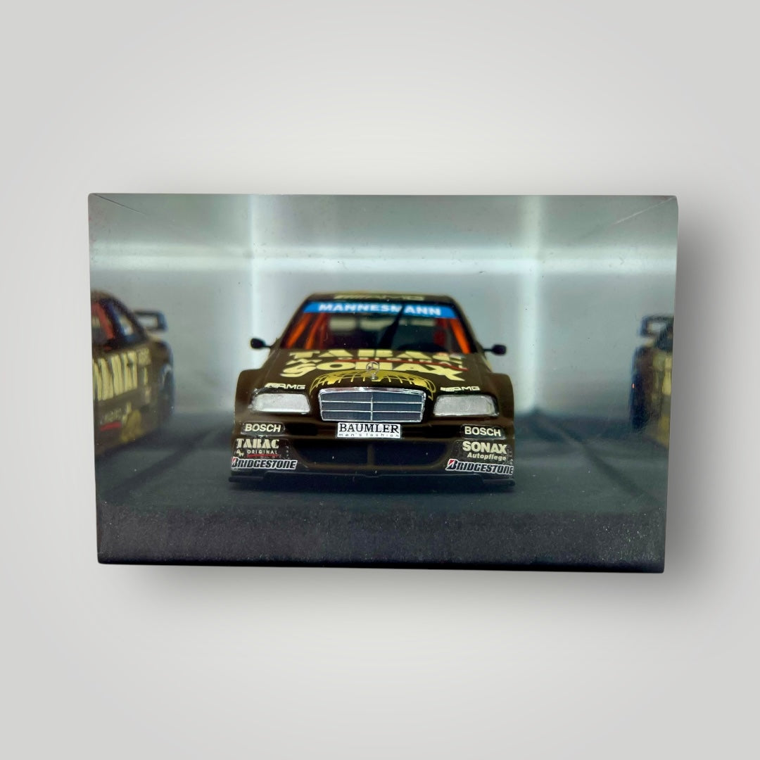 Velocità Sigillata GT Heritage - Mercedes AMG DTM – 1995 (Jan Magnussen) (003/2025) Scultura automobilistica concettuale | Pezzo unico