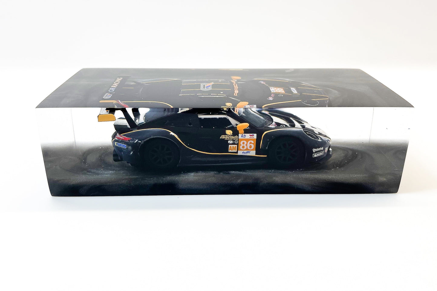 Velocità Sigillata GT Essenza - Porsche 911 RSR 19 - 24h Le Mans 2021 Endurance - Wainwright Barker Gamble - Scultura automobilistica concettuale | Pezzo unico numerato