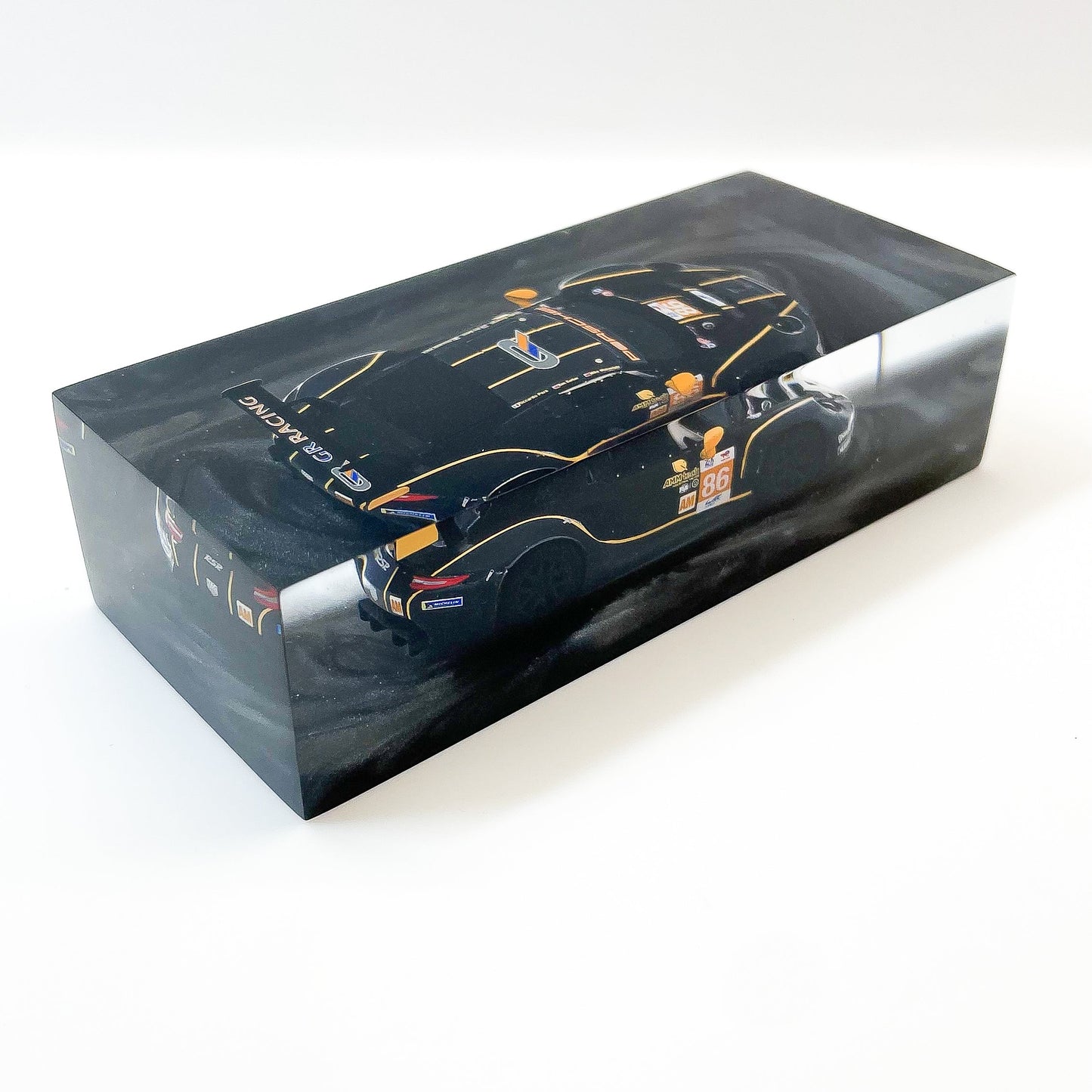 Velocità Sigillata GT Essenza - Porsche 911 RSR 19 - 24h Le Mans 2021 Endurance - Wainwright Barker Gamble - Scultura automobilistica concettuale | Pezzo unico numerato