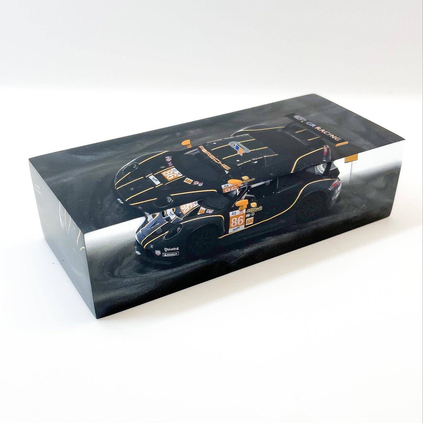 Velocità Sigillata GT Essenza - Porsche 911 RSR 19 - 24h Le Mans 2021 Endurance - Wainwright Barker Gamble - Scultura automobilistica concettuale | Pezzo unico numerato