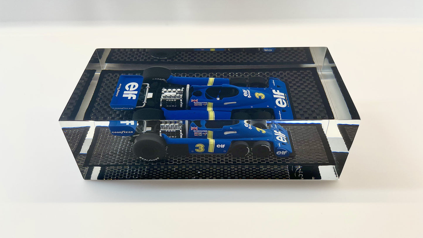 Velocità Sigillata Formula Carbon - Tyrrell P34 - Monaco GP 1976 - Jody Scheckter - Scultura automobilistica concettuale | Pezzo unico numerato