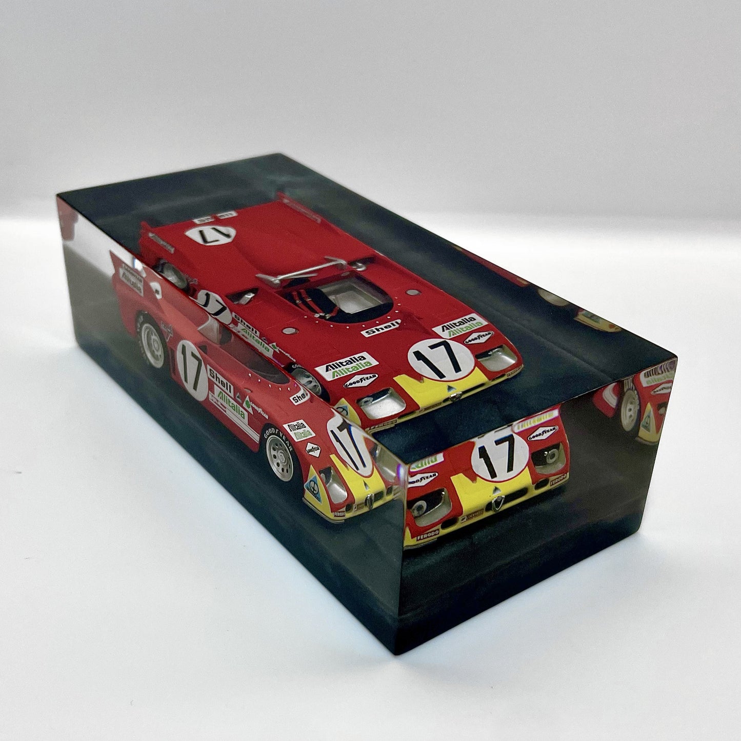 Velocità Sigillata GT Heritage - Alfa Romeo 33 TT 3 - 24H Le Mans 1972 - Marko Elford - Scultura automobilistica concettuale | Pezzo unico numerato