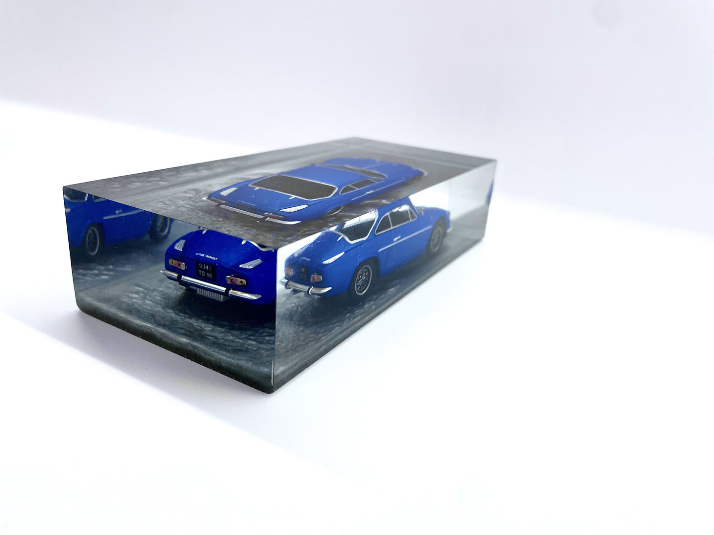 Velocità Sigillata GT – Alpine A110 1969 (011/2025) Scultura automobilistica concettuale | Pezzo unico