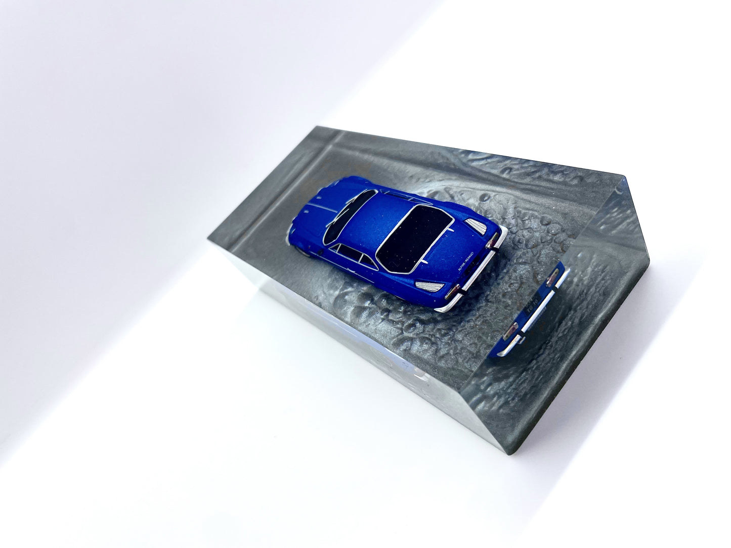 Velocità Sigillata GT – Alpine A110 1969 (011/2025) Scultura automobilistica concettuale | Pezzo unico