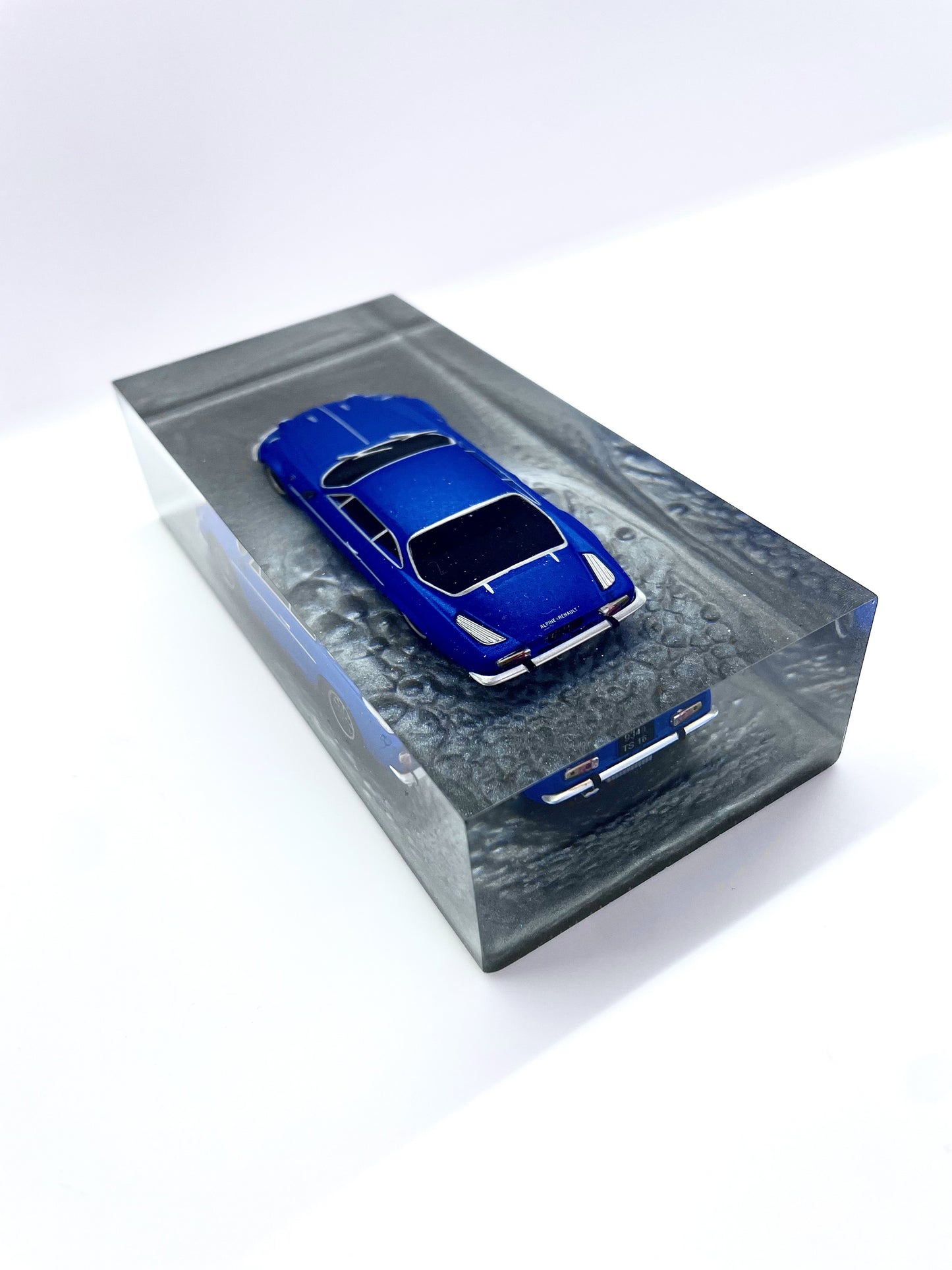Velocità Sigillata GT – Alpine A110 1969 (011/2025) Scultura automobilistica concettuale | Pezzo unico