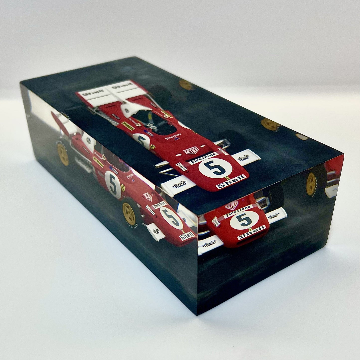 Velocità Sigillata Formula - Ferrari F312 B2 – Clay Regazzoni - Le Castellet France GP 1971 - F1 - Scultura automobilistica concettuale | Pezzo unico numerato