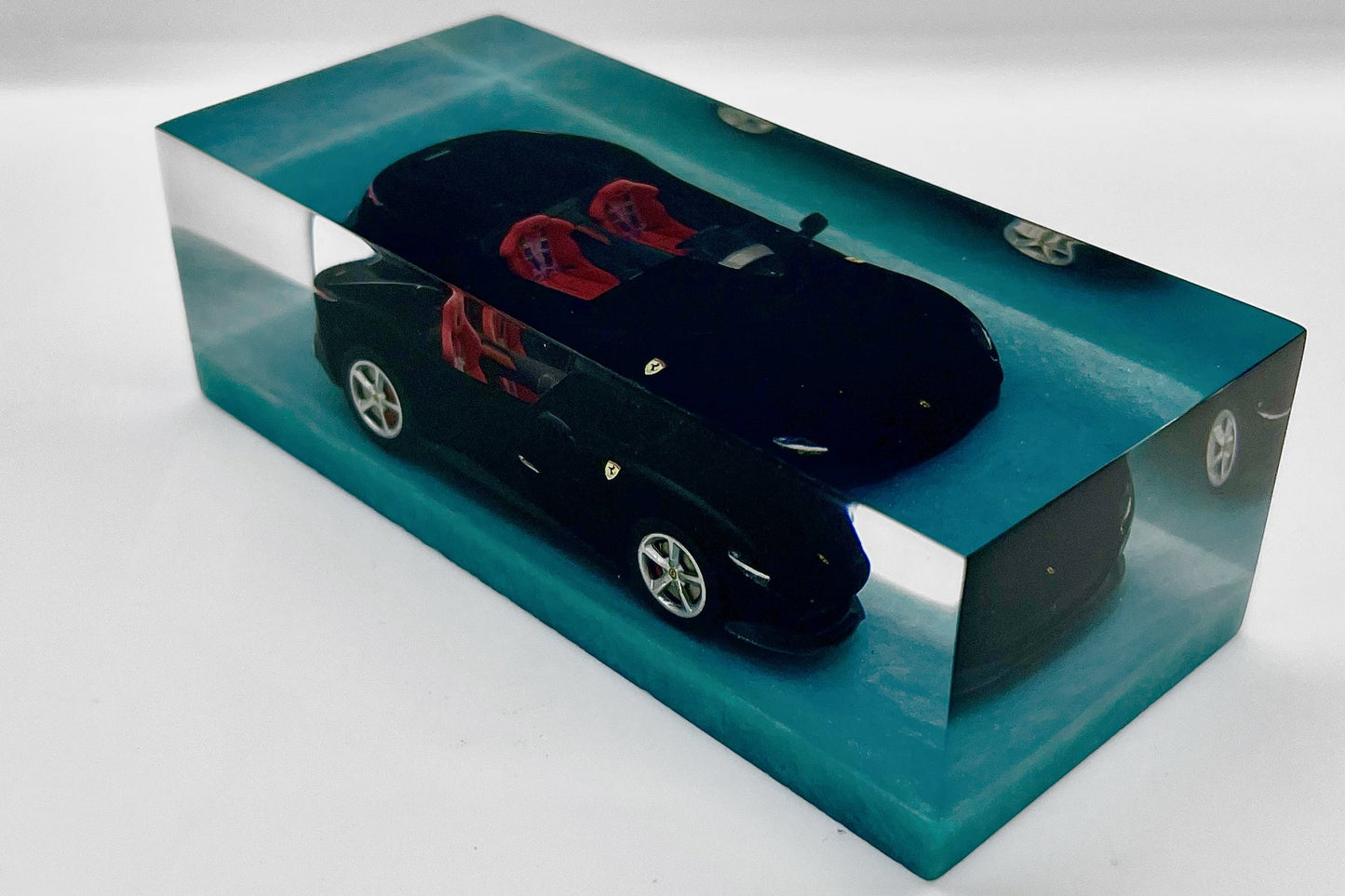 Velocità Sigillata GT Essenza - Ferrari Monza SP2 (008/2025) Scultura automobilistica concettuale | Pezzo unico