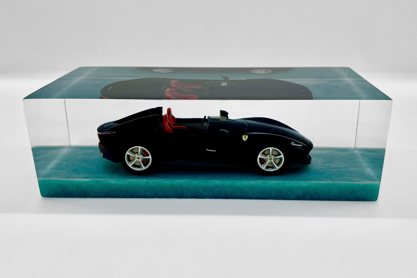 Velocità Sigillata GT Essenza - Ferrari Monza SP2 (008/2025) Scultura automobilistica concettuale | Pezzo unico