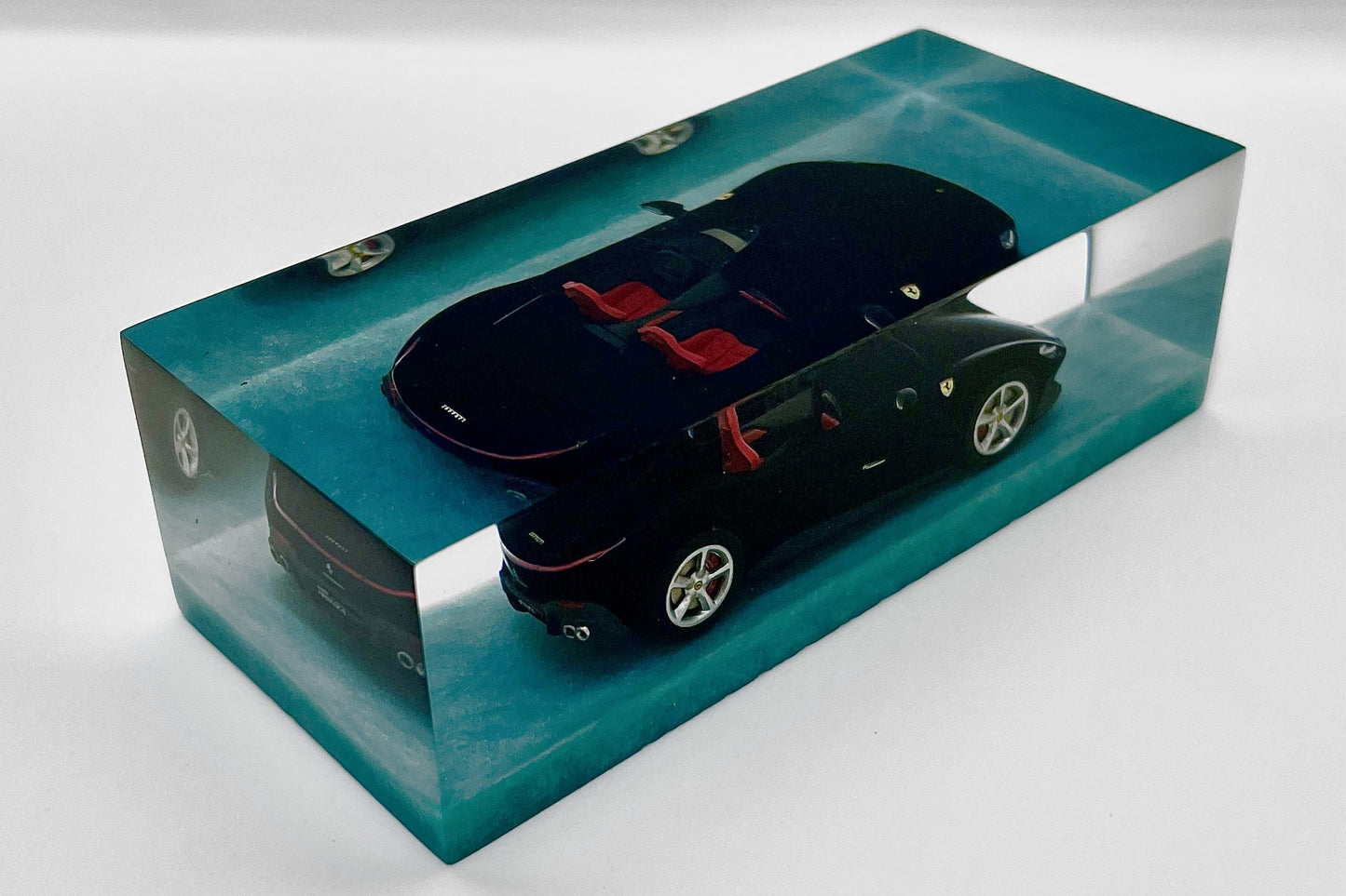 Velocità Sigillata GT Essenza - Ferrari Monza SP2 (008/2025) Scultura automobilistica concettuale | Pezzo unico