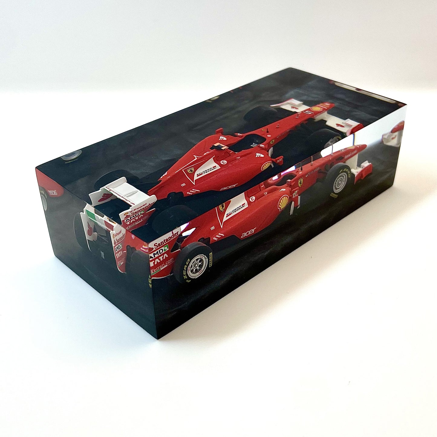 Velocità Sigillata Formula - Ferrari 150 Italia – Fernando Alonso - Test di Valencia 2011 - F1 - Scultura automobilistica concettuale | Pezzo unico numerato