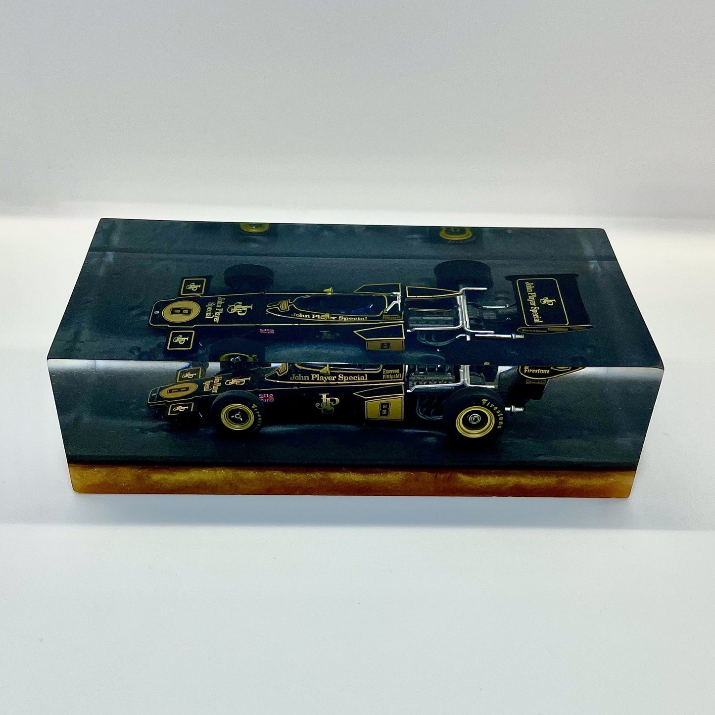 Velocità Sigillata Formula - Lotus 72D – Emerson Fittipaldi - 1972 - F1 - Scultura automobilistica concettuale | Pezzo unico numerato