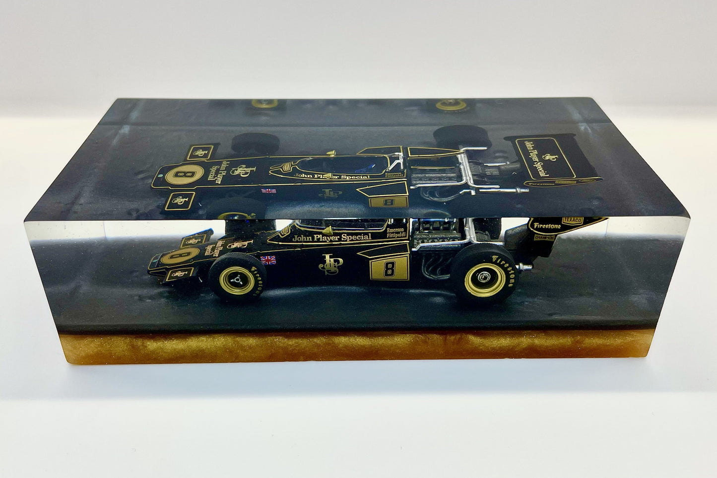 Velocità Sigillata Formula - Lotus 72D – Emerson Fittipaldi - 1972 - F1 - Scultura automobilistica concettuale | Pezzo unico numerato