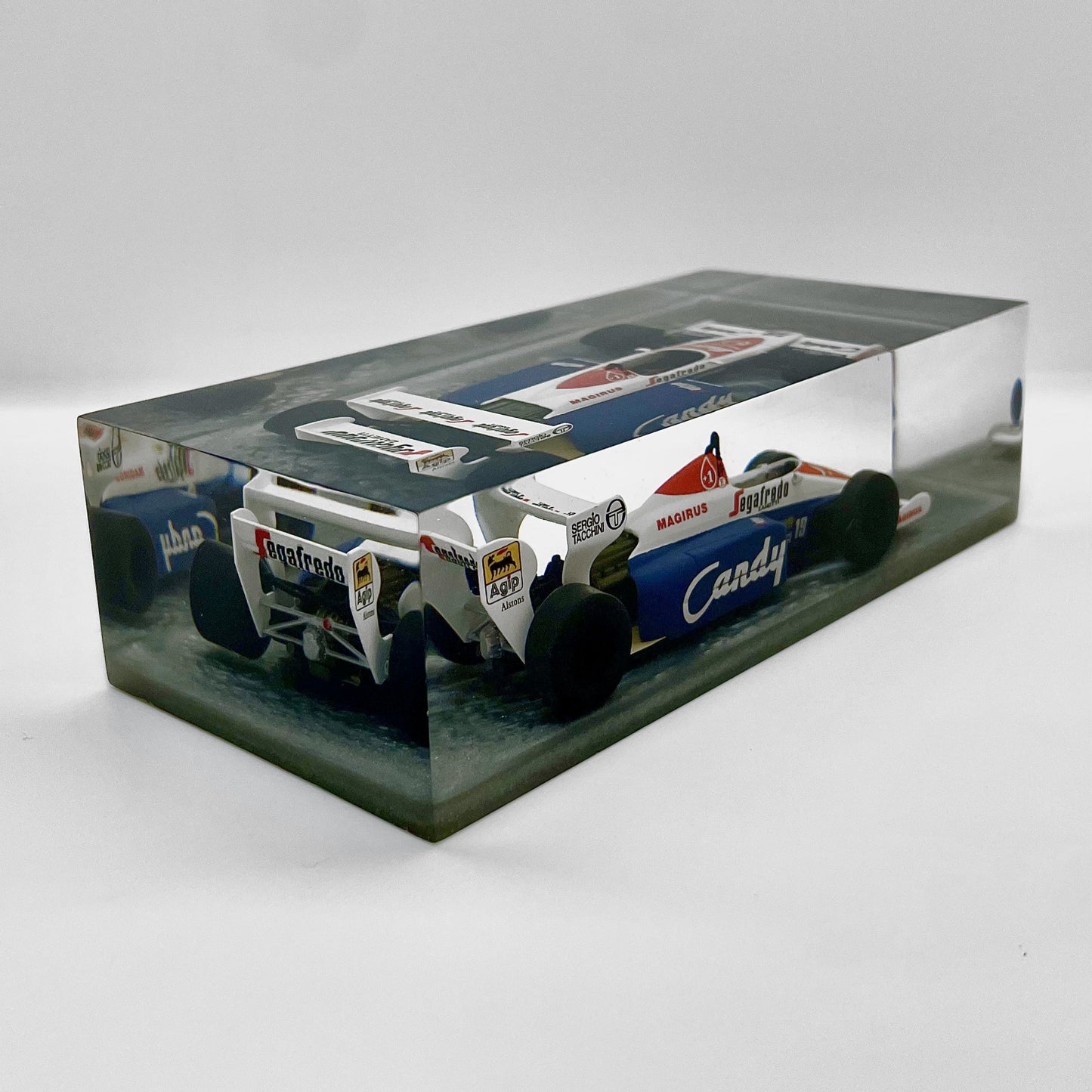 Velocità Sigillata Formula - Toleman TG184 – Ayrton Senna - 1984 - F1 - Scultura automobilistica concettuale | Pezzo unico numerato
