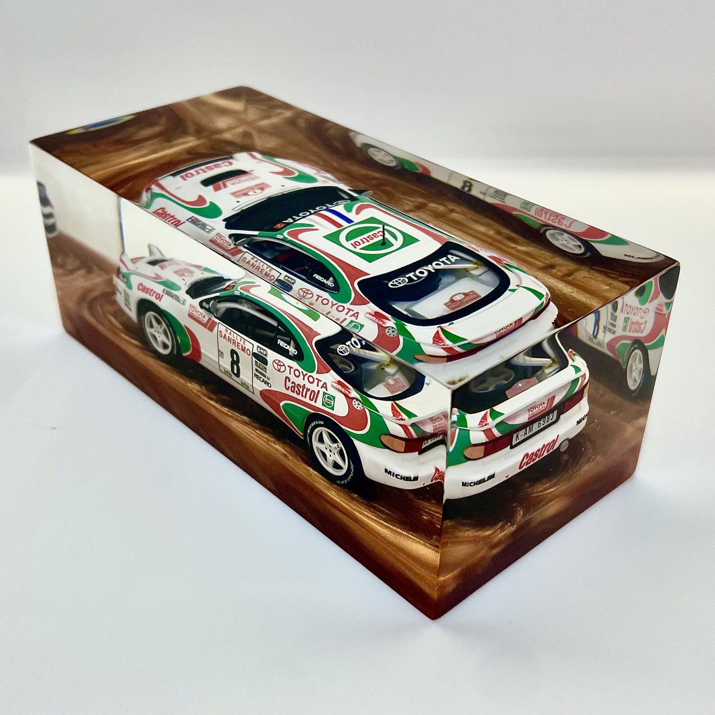 Velocità Sigillata GT - Toyota Celica Turbo 4WD – Rally Sanremo 1994 - Auriol Occelli - Scultura automobilistica concettuale | Pezzo unico numerato