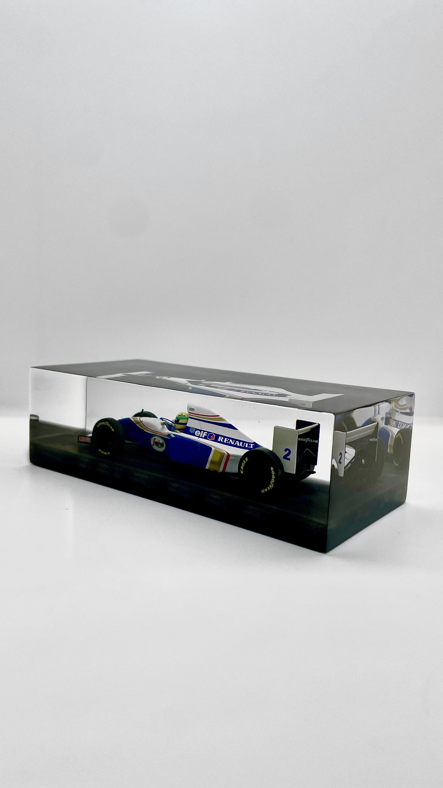 Velocità Sigillata Formula Heritage – Williams FW16 - Ayrton Senna - Interlagos 1994 (006/2025) Scultura automobilistica concettuale | Pezzo unico