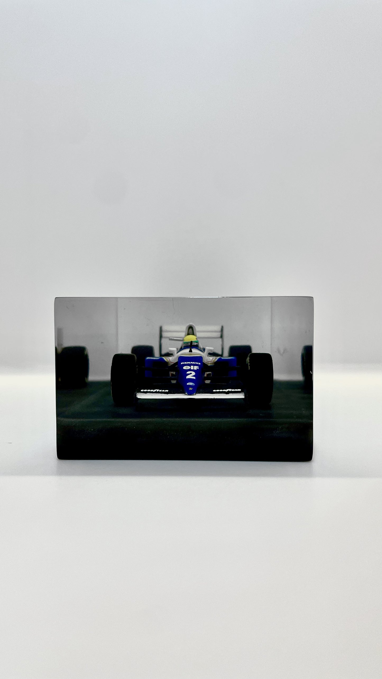 Velocità Sigillata Formula Heritage – Williams FW16 - Ayrton Senna - Interlagos 1994 (006/2025) Scultura automobilistica concettuale | Pezzo unico