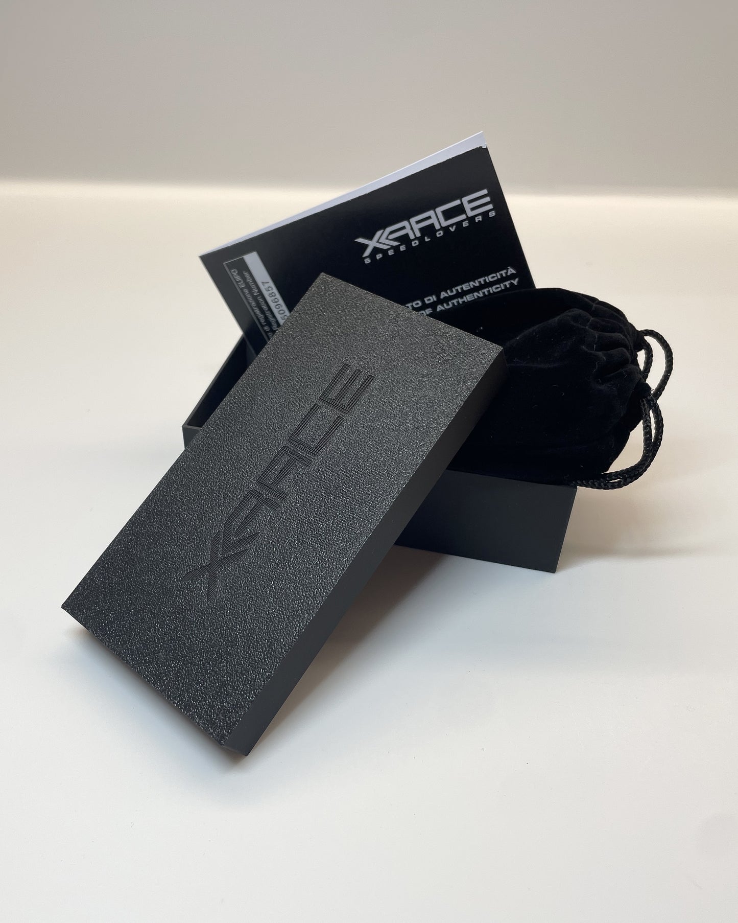 Velocità Sigillata Fromula Essenza - Alpha Tauri AT04 Ricciardo Las Vegas 2023 (009/2025) Scultura automobilistica concettuale | Pezzo unico